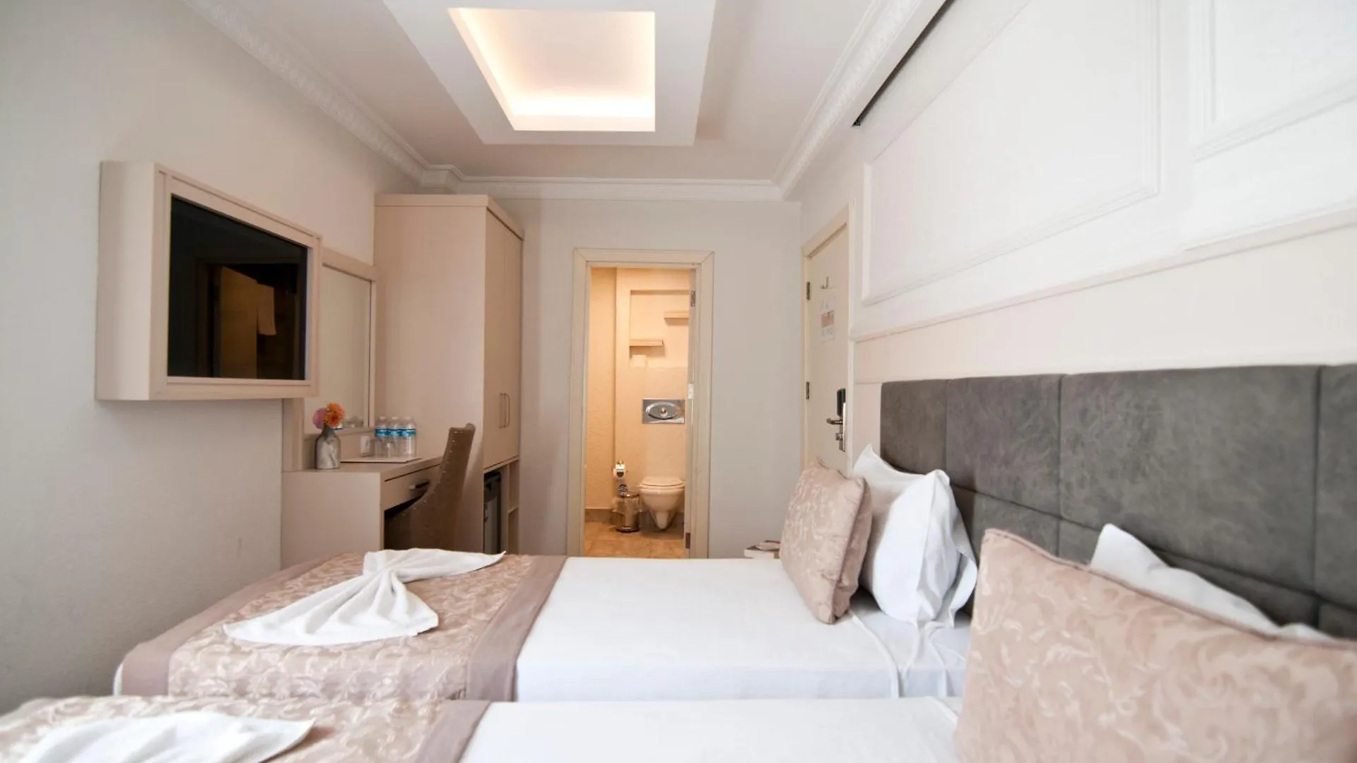 Royce Hotel Istanbul