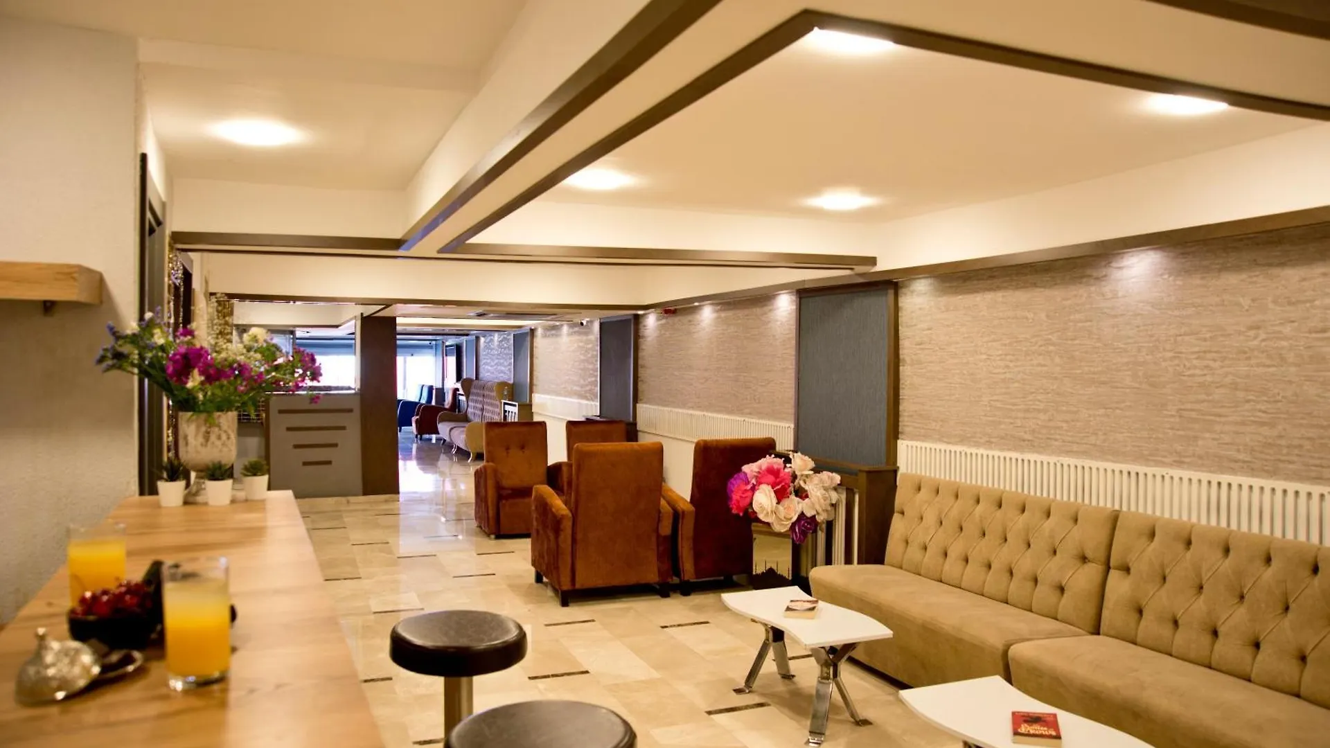 Royce Hotel Istanbul 3*,